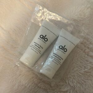 ALO Yoga Skincare Set - White